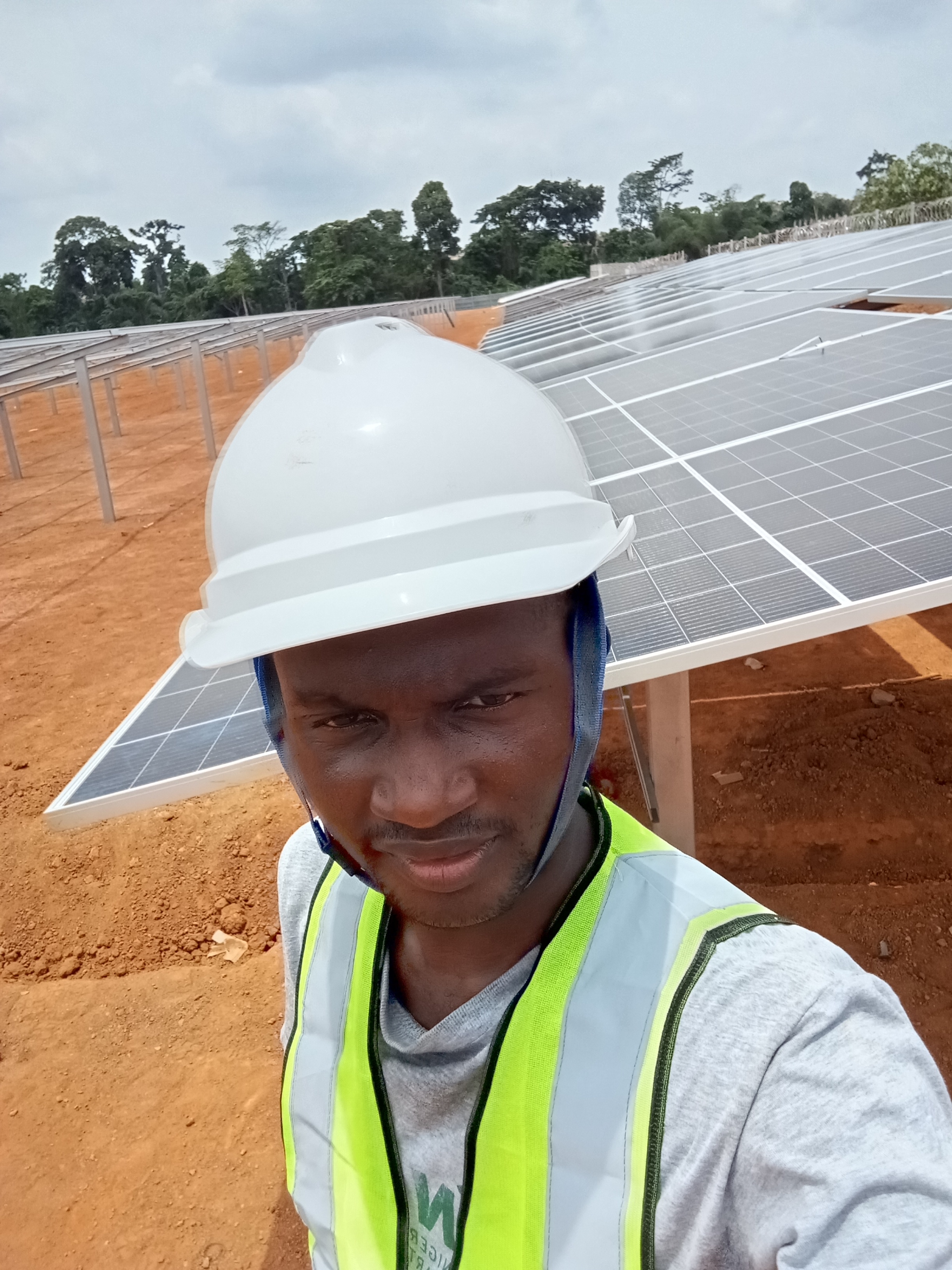 Solar maintenance service